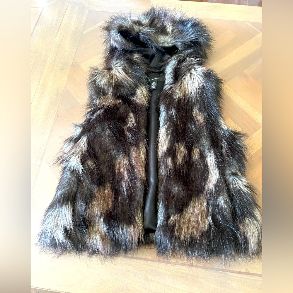 Inc International Concepts
INC Womens Faux Fur Knit Back Vest Black M